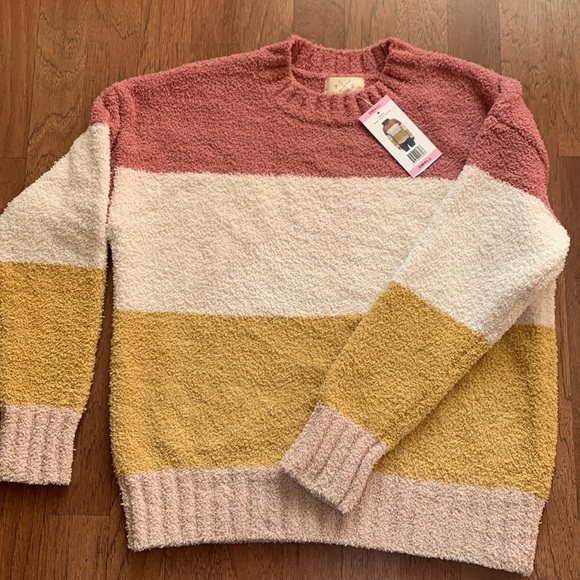 NWT Women's Fuzzy Color Block Long Sleeves Pullover Sweater - Picture 5 of 8
